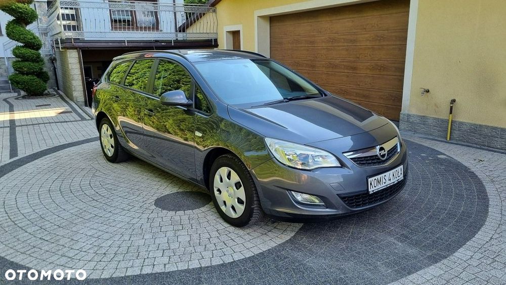 Opel Astra - 2