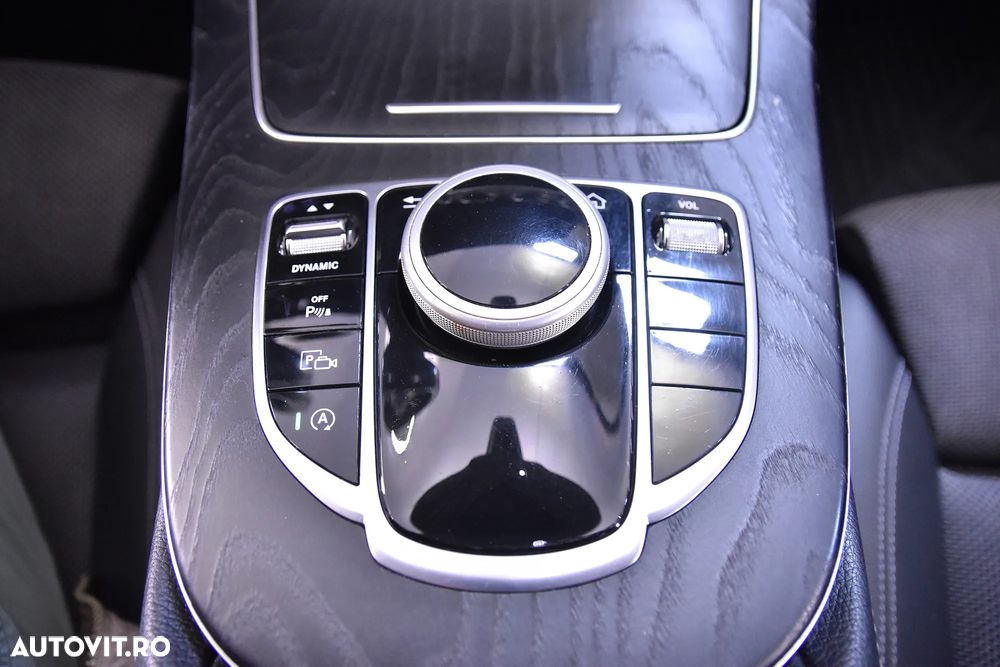 Mercedes-Benz E 200 d Aut. - 17