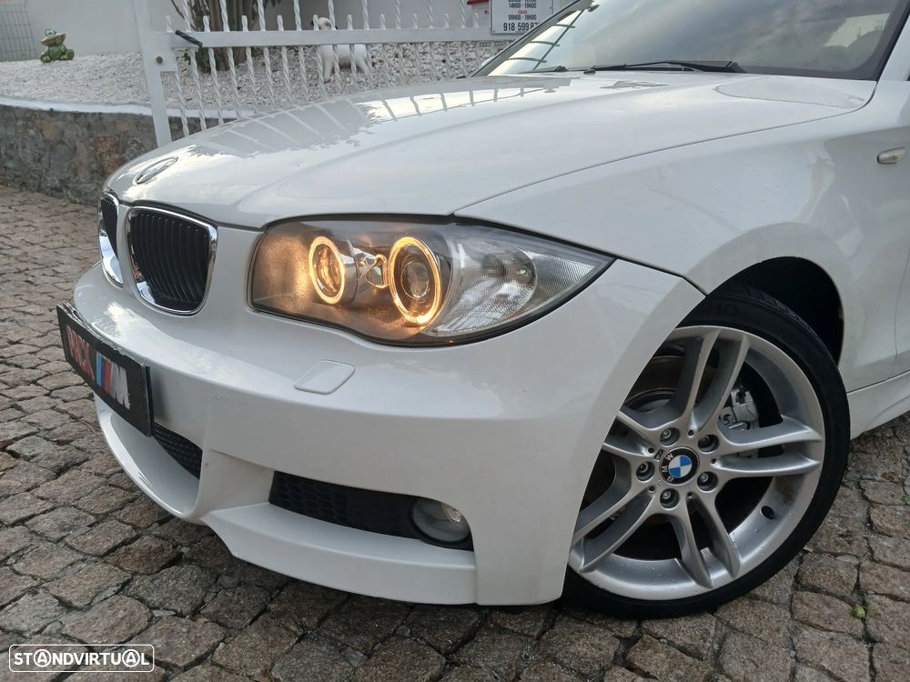 BMW 123 d Limited Edition Lifestyle c/ M Sport Pack - 17