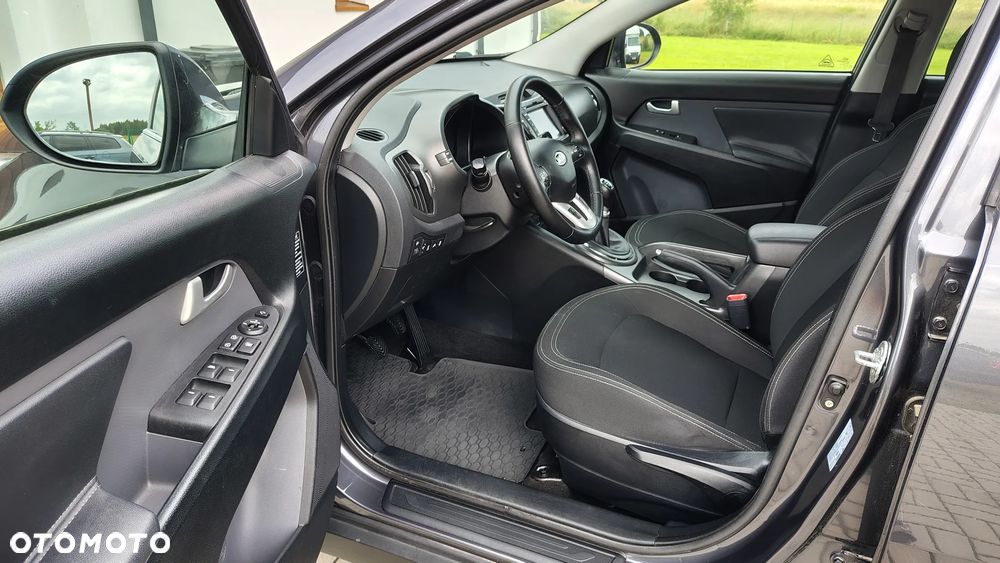 Kia Sportage 2.0 CRDI M - 11