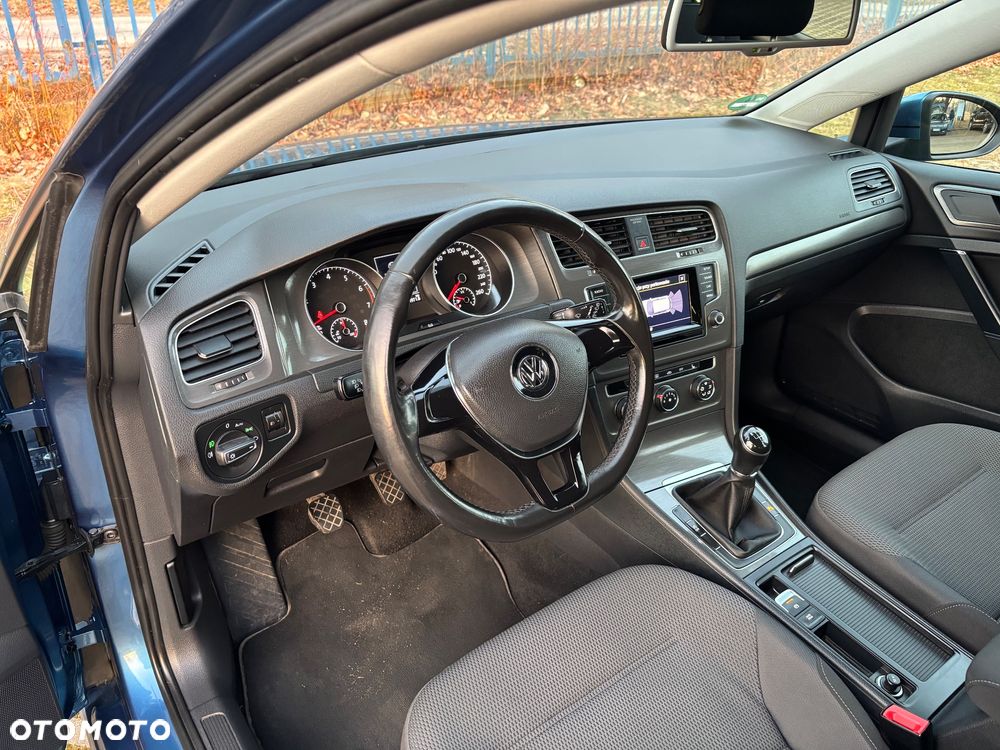 Volkswagen Golf 1.2 TSI BMT Trendline Perfectline - 14