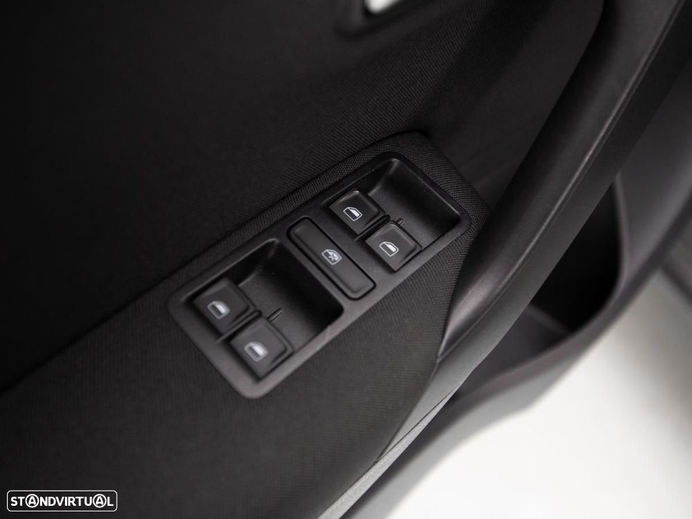 VW Polo 1.4 TDi Confortline - 12