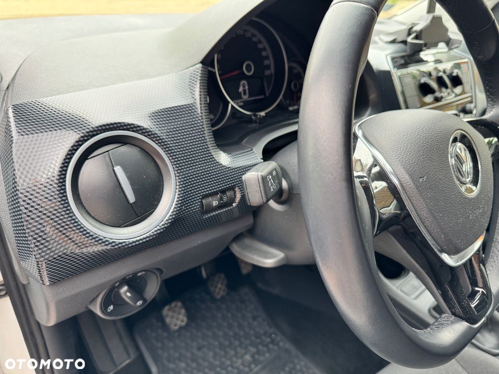 Volkswagen up! 1.0 move - 31
