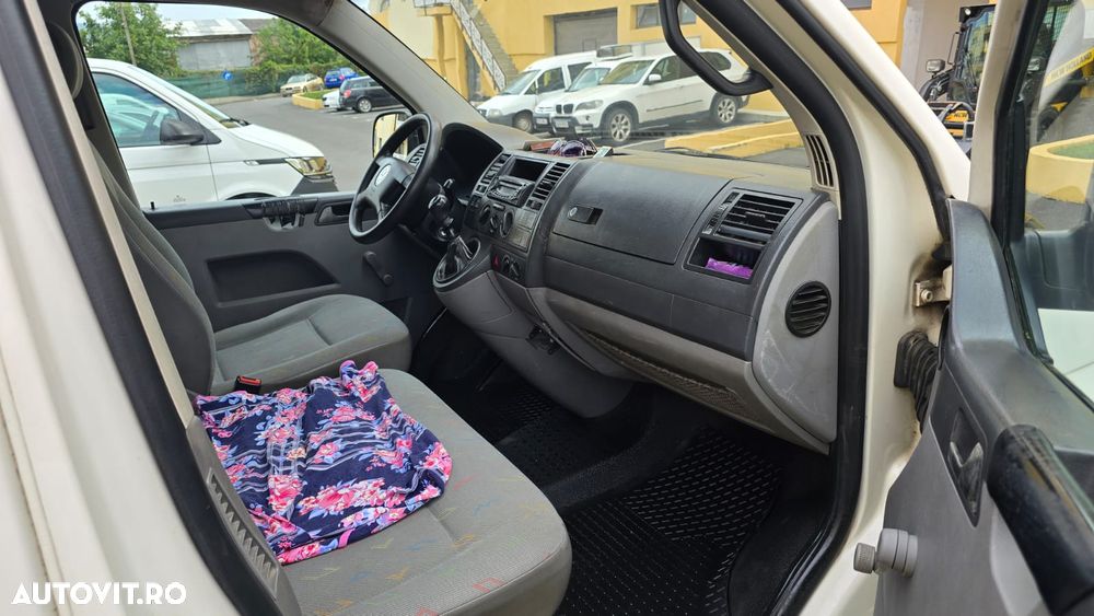 Volkswagen Transporter - 4