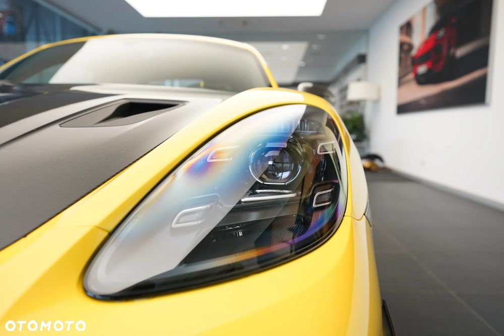 Porsche 718 Cayman GPF GT4 RS PDK - 23