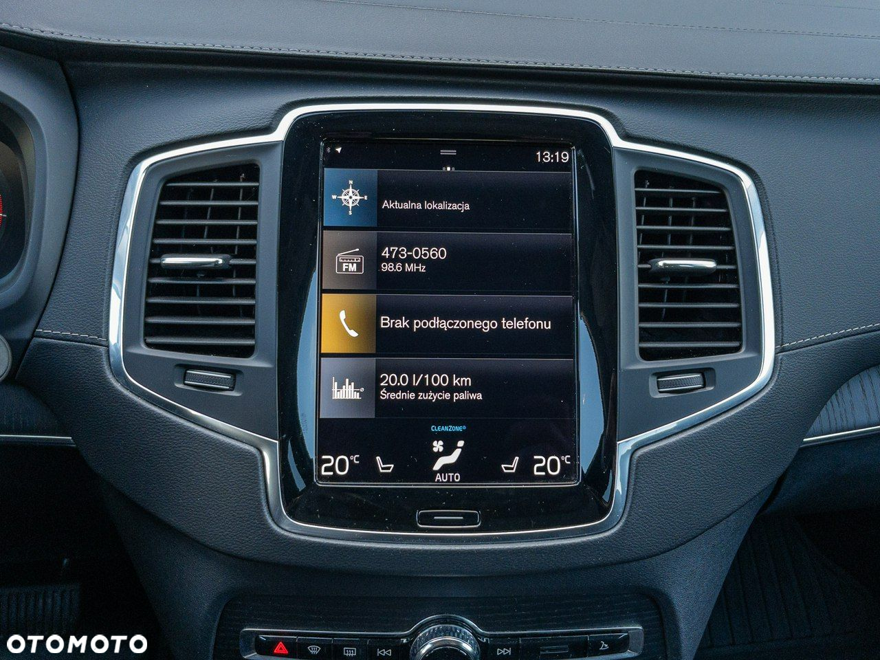 Volvo XC 90 - 22