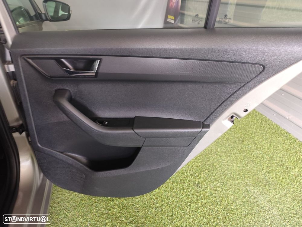 Skoda Fabia Break 1.0 Ambition - 27