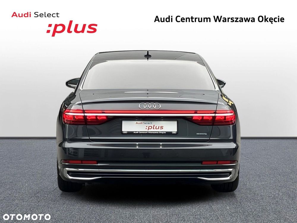 Audi A8 - 8