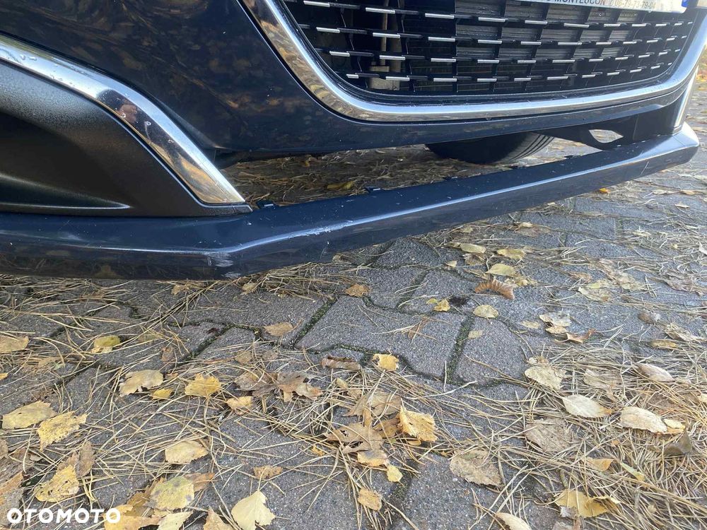 Peugeot 208 1.2 PureTech Allure - 19