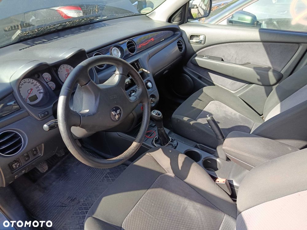 Mitsubishi Outlander 2.4b MIVEC 2003R NA CZĘŚCI - 6