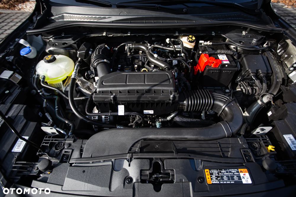 Ford Kuga 1.5 EcoBoost FWD ST-Line X - 23