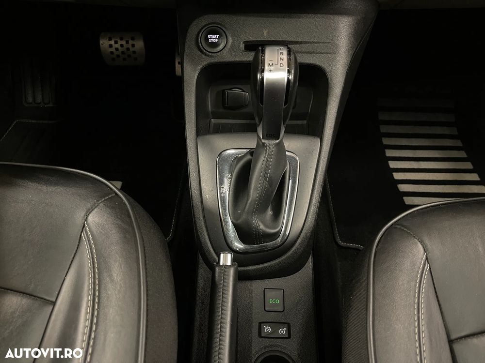 Renault Captur ENERGY TCe 120 EDC Initiale Paris - 23