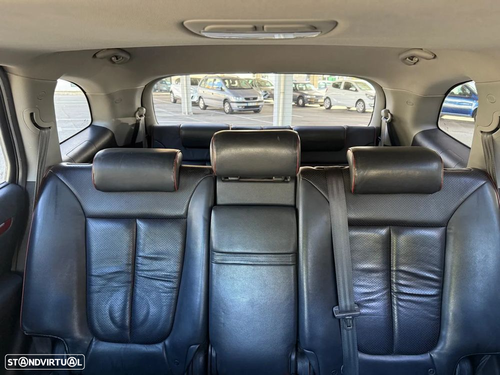 Hyundai Santa Fe - 9