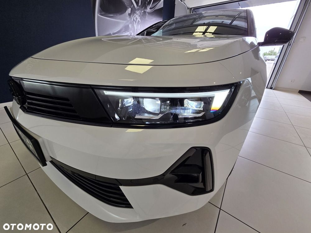Opel Astra 1.2 T GS S&S - 22