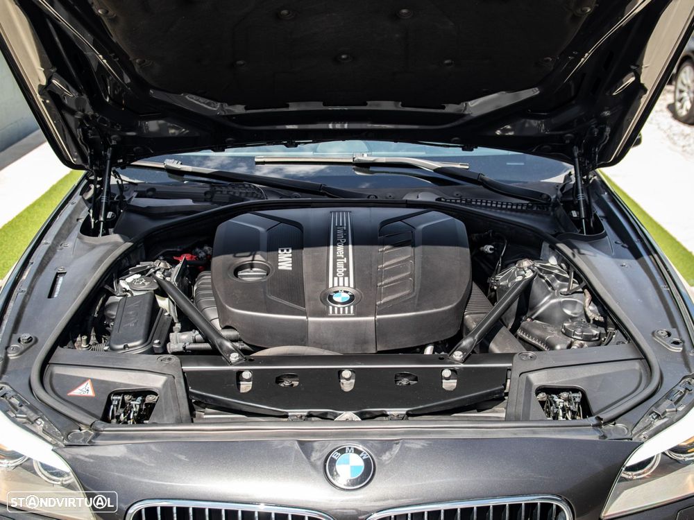 BMW 520 d Line Luxury - 34