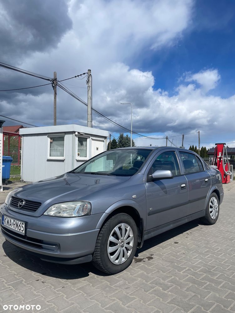 Opel Astra 1.6 Cosmo - 2