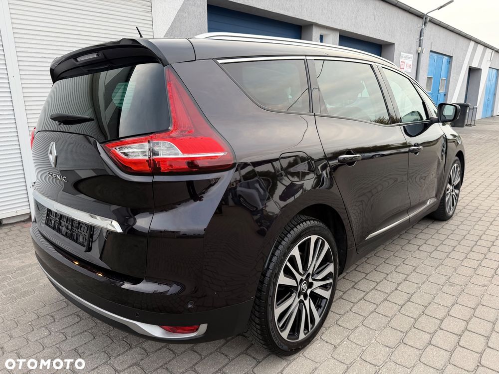 Renault Grand Scenic - 10