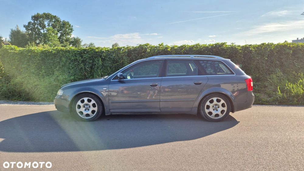 Audi A4 Avant 1.8T Quattro - 1