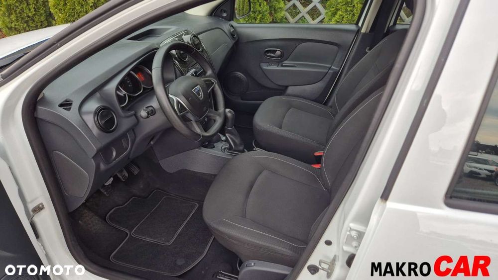Dacia Sandero - 5