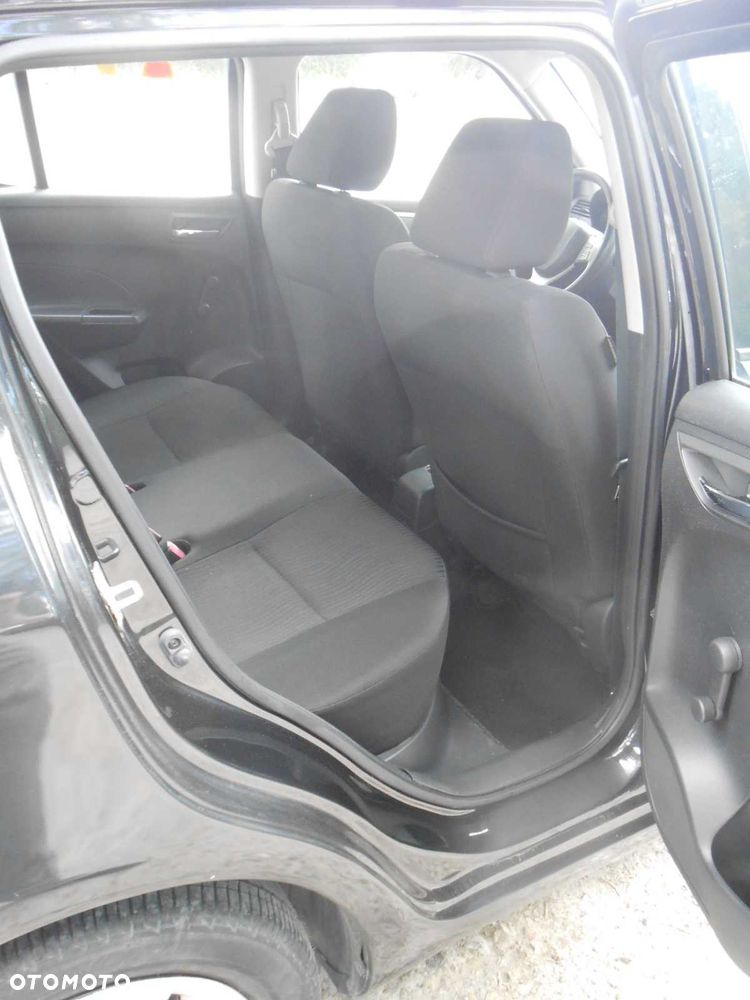 Suzuki Swift - 8