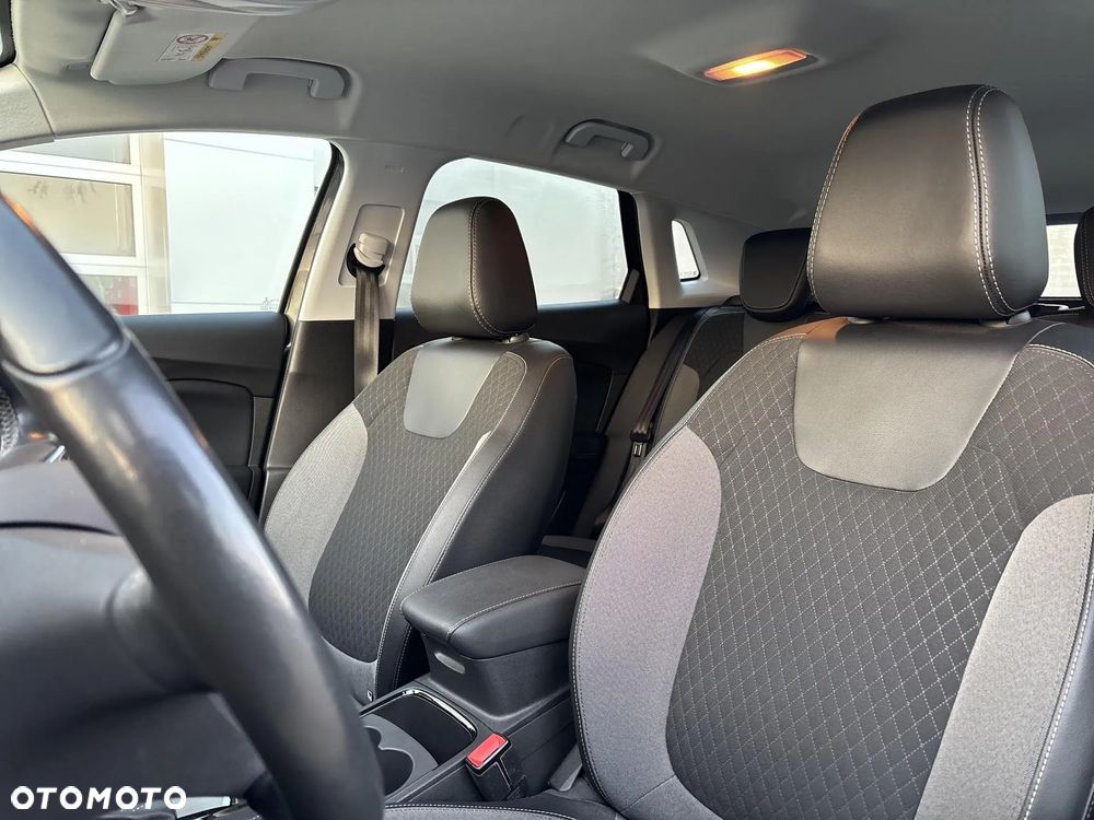 Opel Grandland X 1.2 T GPF Design Line S&S - 11