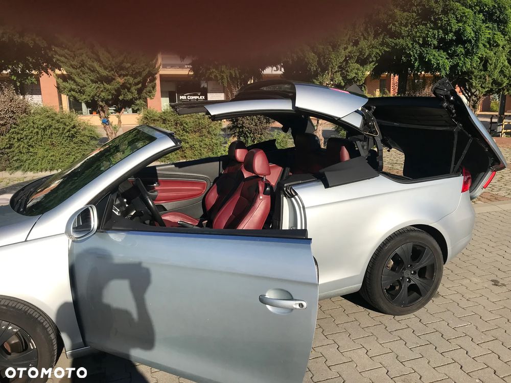 Volkswagen Eos - 11