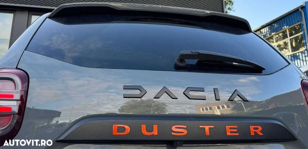 Emblema Logo Model Nou DACIA Scris Spate Portbagaj Duster Logan Bigster, Negru Lucios - 5