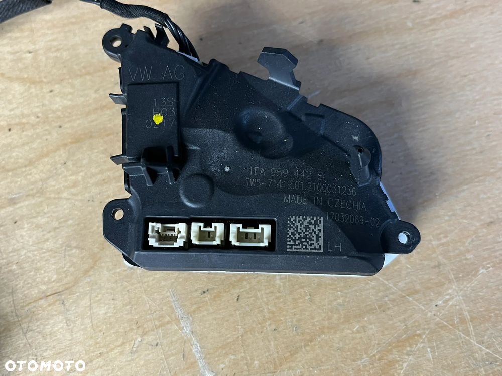 VW OE Passat B8 Golf Arteon Multifunkcja sterowanie przyciski kierownicy 1EA959442B - 5