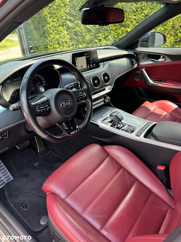 Kia Stinger 2.0 T-GDI GT Line - 9