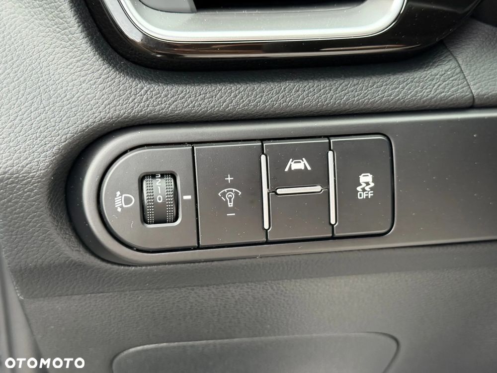 Kia XCeed 1.5 T-GDI Business Line DCT - 36