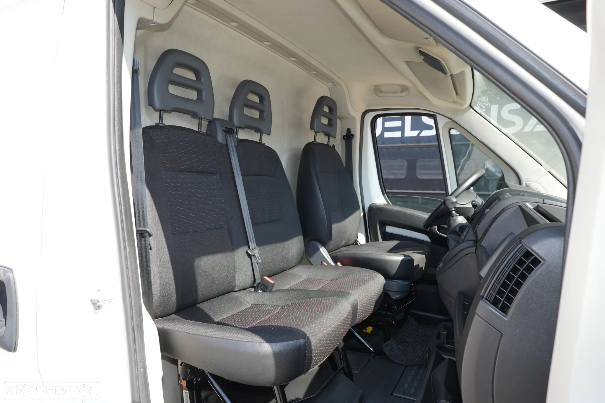 Peugeot Boxer L3H3 2.2BlueHDI 120cv - 12