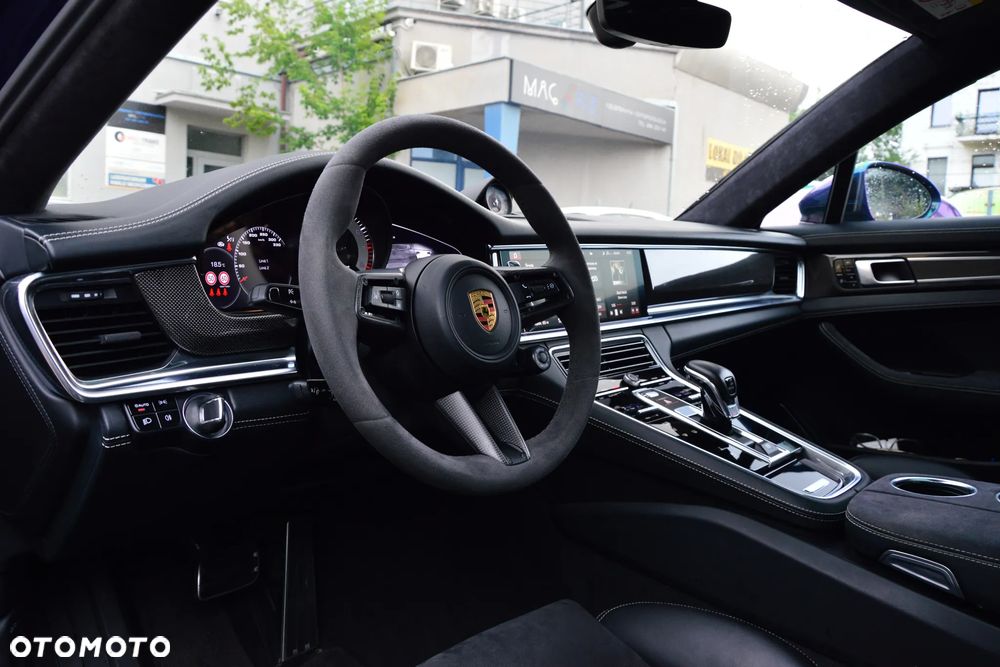 Porsche Panamera GTS - 3