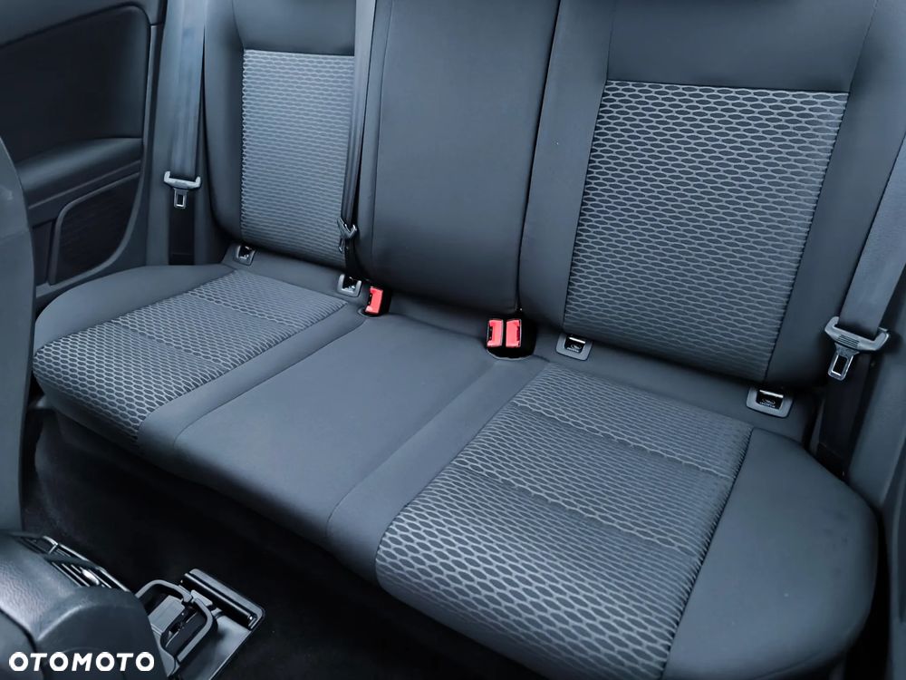 Volkswagen Golf 1.4 Style - 28