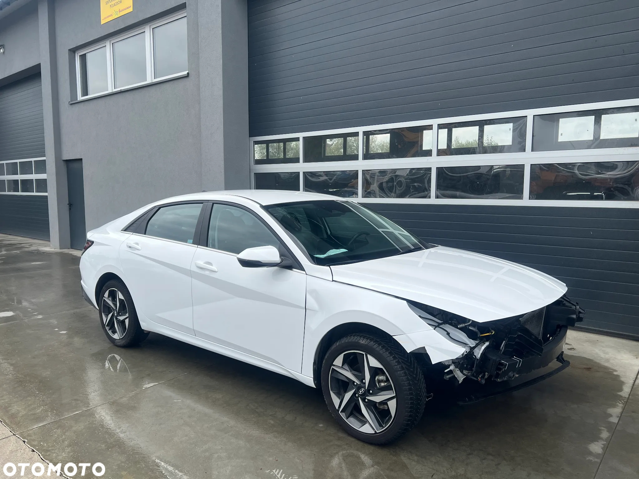Hyundai Elantra 1.6 Smart - 3