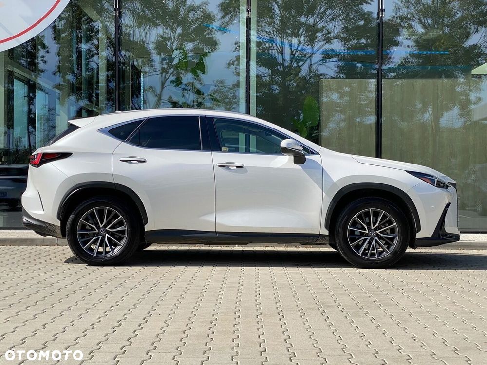 Lexus NX 350h Prestige 2WD - 4