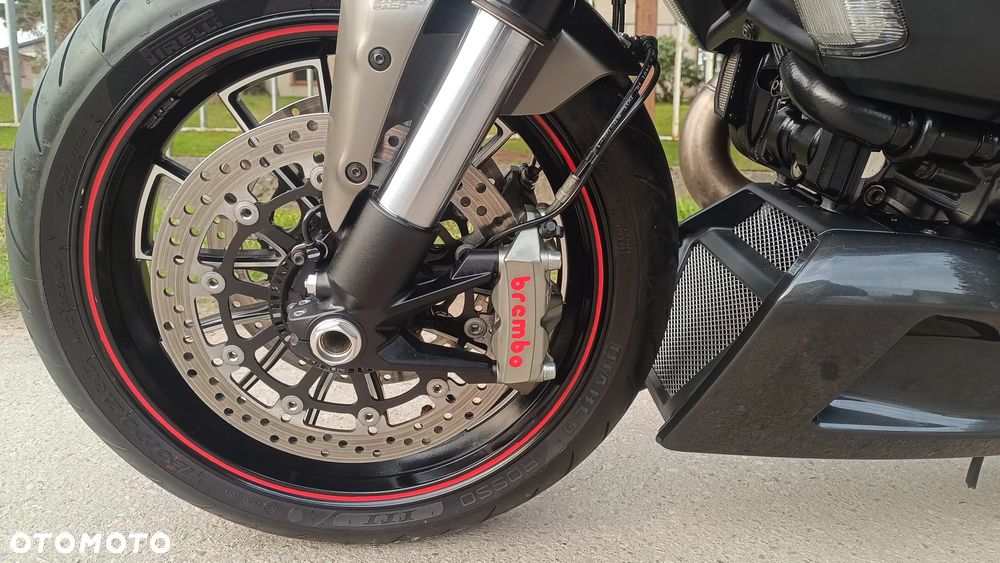 Ducati Diavel - 14