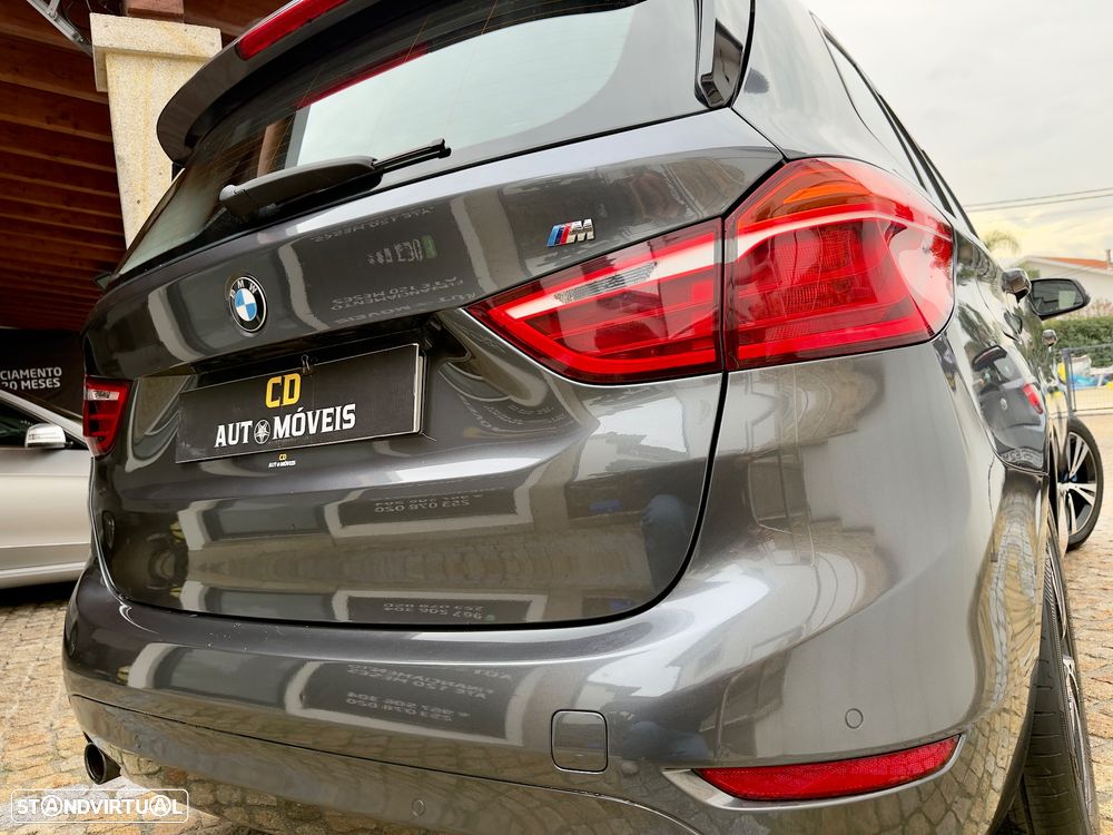 BMW 218 Gran Tourer d 7L Line Luxury - 16