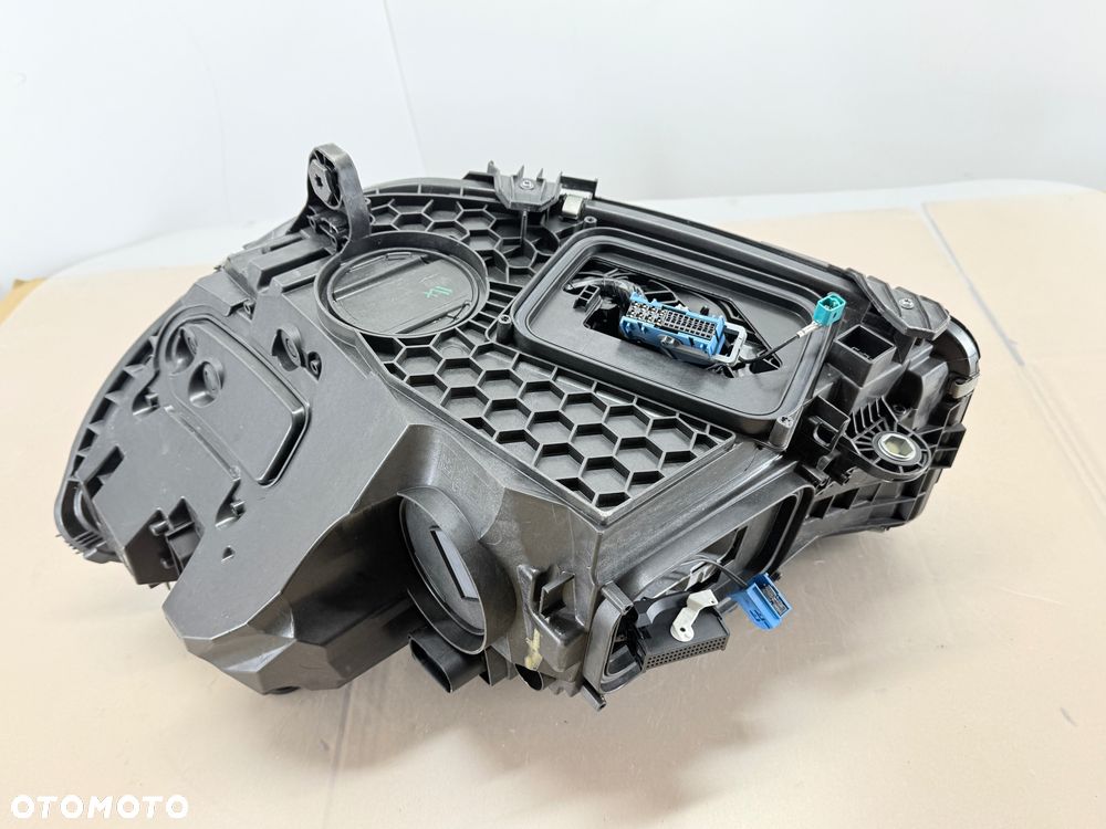 Reflektor lampa prawa C klasa A206 W206 DIGITAL - 5