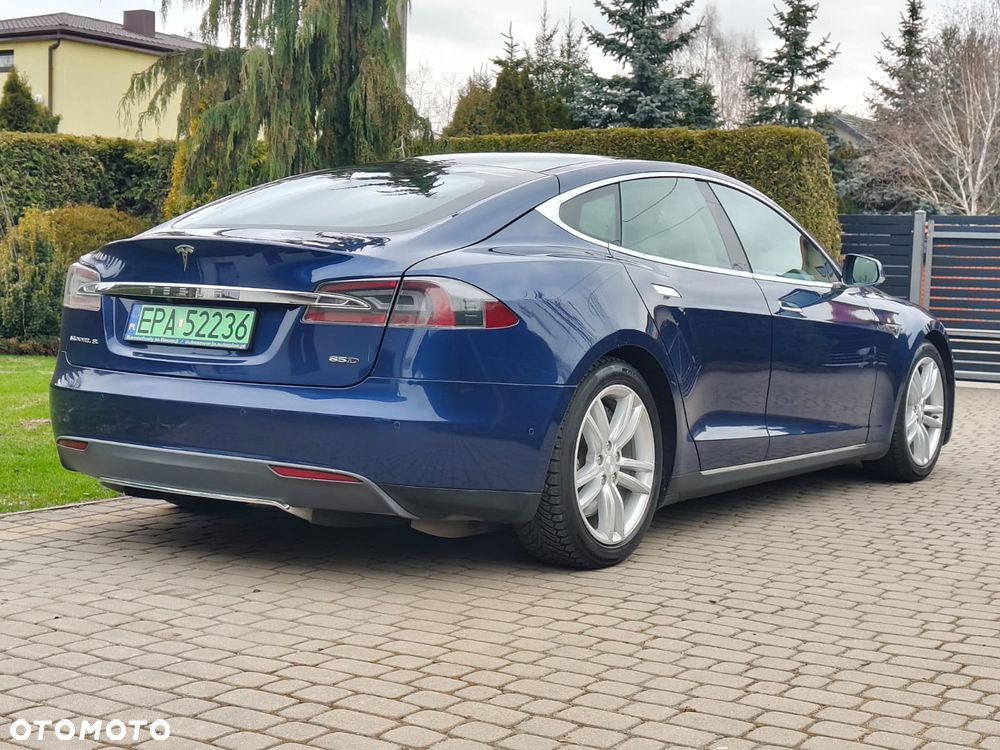 Tesla Model S 85D Allradantrieb - 6