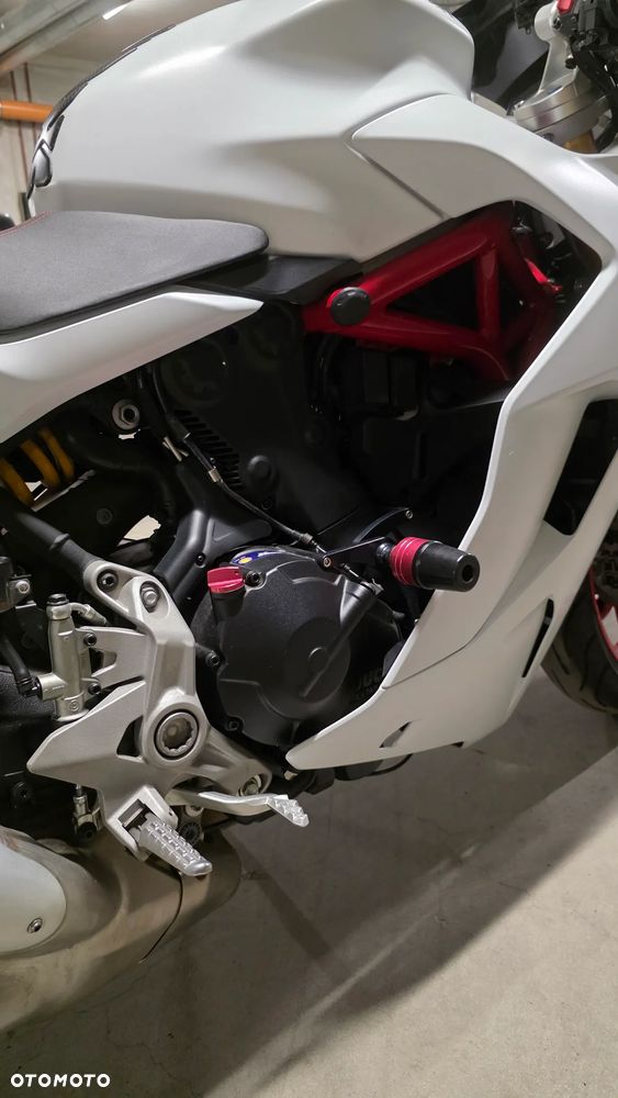 Ducati SuperSport - 29
