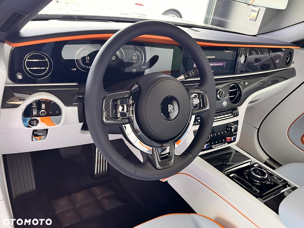 Rolls-Royce Spectre - 2