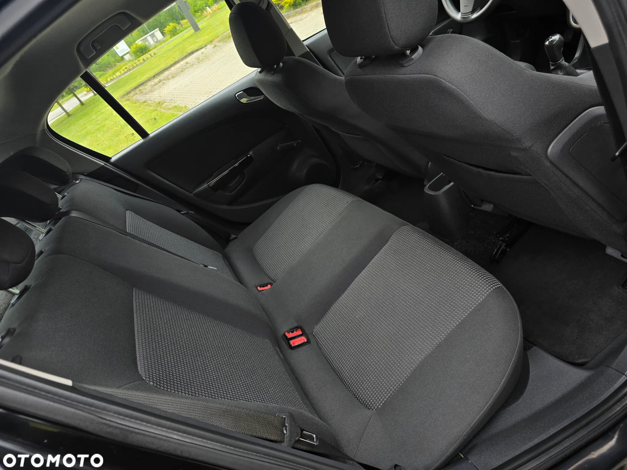 Opel Corsa 1.2 16V Enjoy - 20