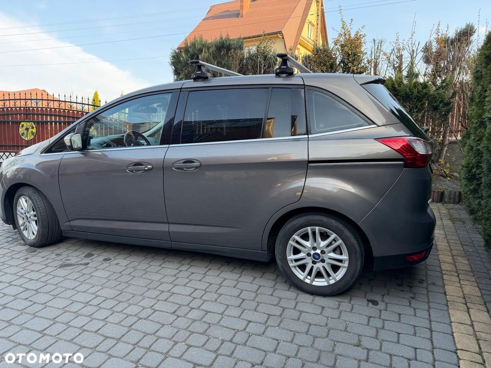 Ford Grand C-MAX 2.0 TDCi Titanium - 16