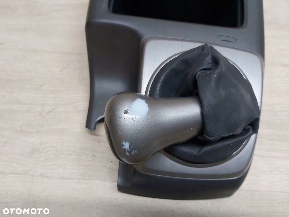 Honda Civic VIII schowek ramka biegów tunel środkowy kokpit SEDAN - 4