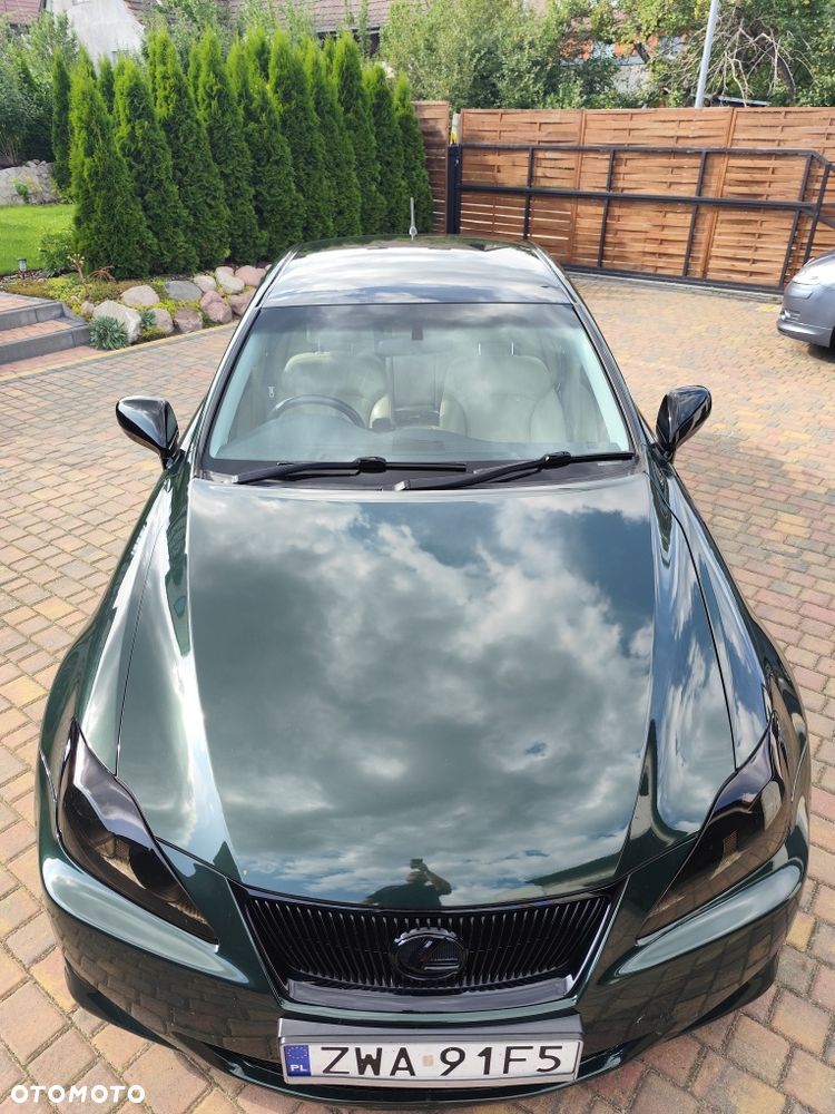 Lexus IS - 2