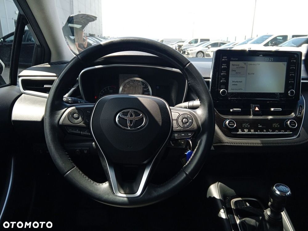 Toyota Corolla - 16