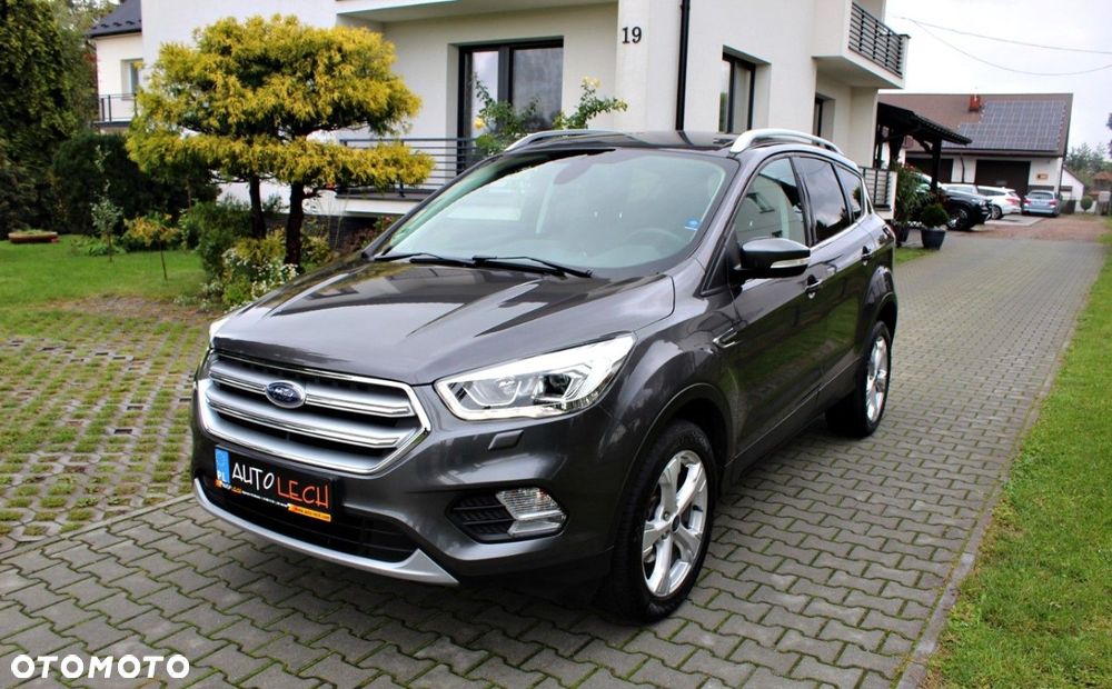 Ford Kuga - 1