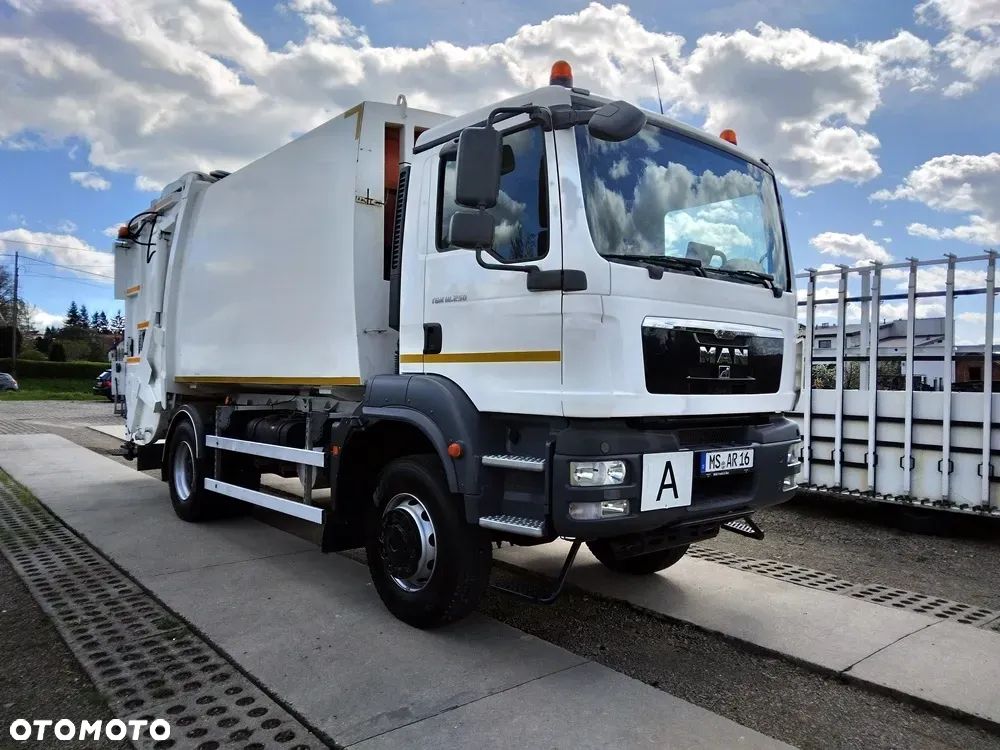 MAN TGM 18.250 4x4 Smieciarka resor - 8
