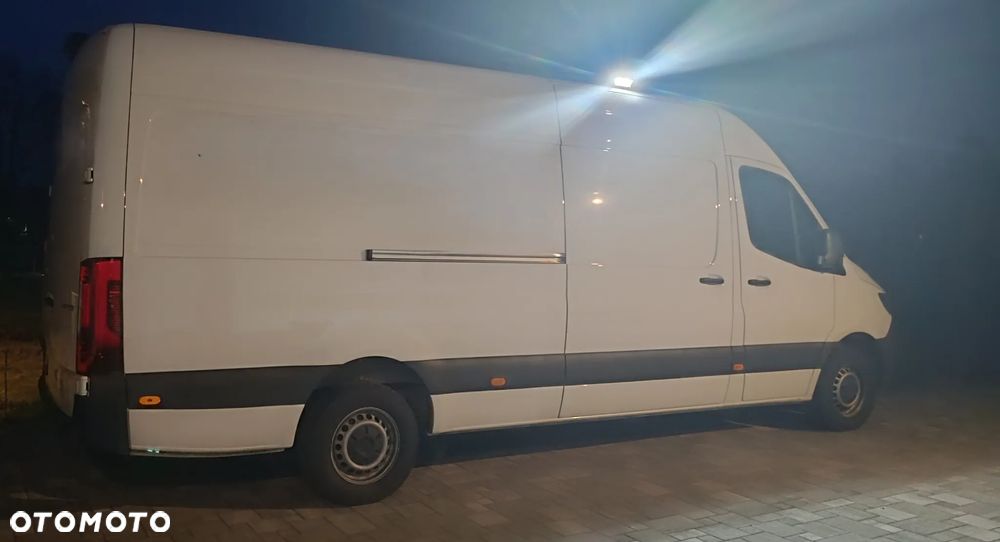 Mercedes-Benz Sprinter 317 - 13