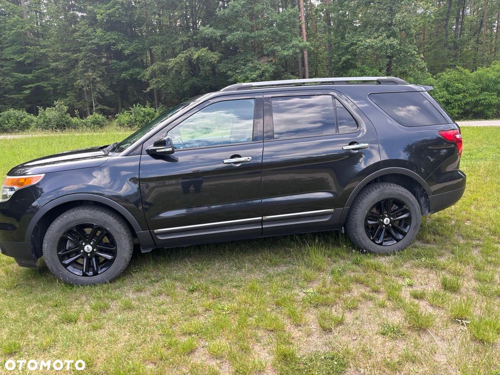 Ford Explorer - 3